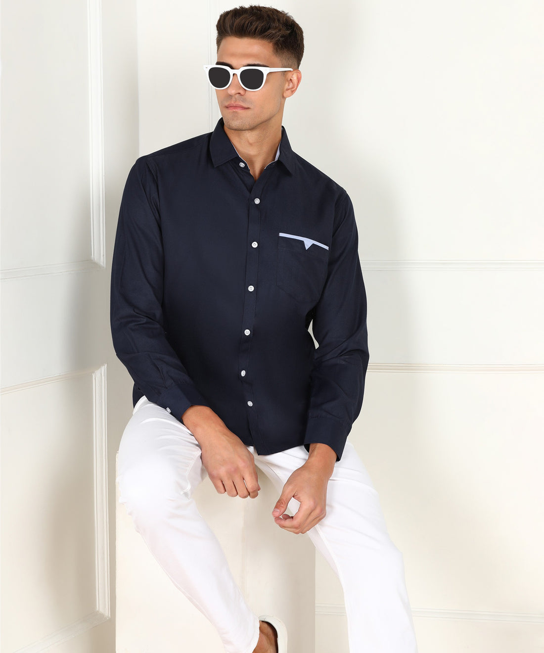 Blue Pure Cotton Solid Casual Slim fit Shirt for Men
