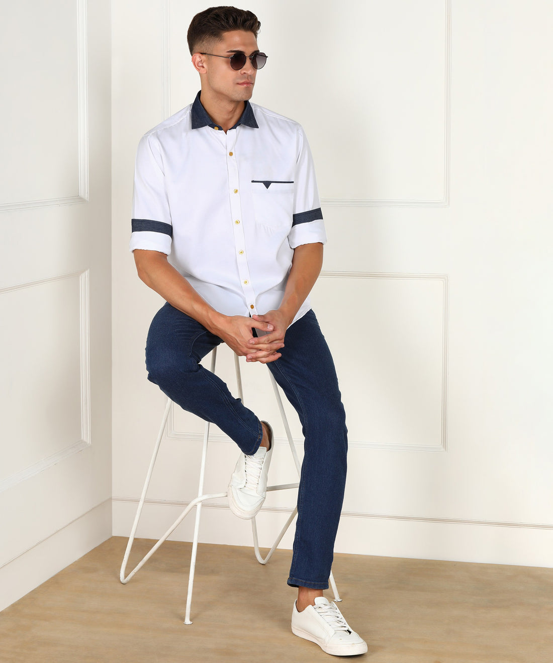 White Pure Cotton Solid Casual Slim fit Shirt for Men